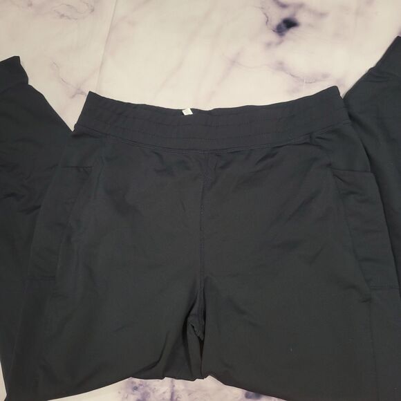 Fabletics Black Athletic Joggers L - Picture 3 of 5